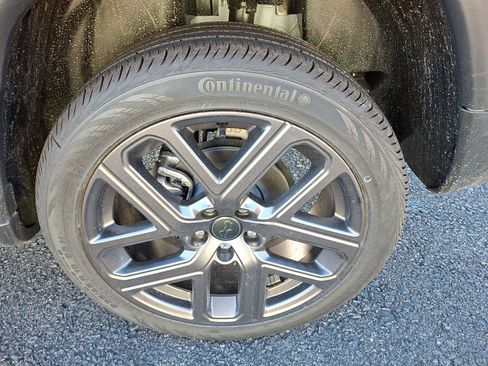 New 2026 Jeep Compass Limited image 5