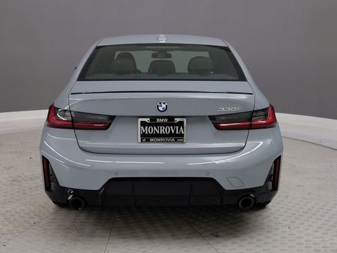New 2026 BMW 330i Sedan w/ M Sport Package image 8