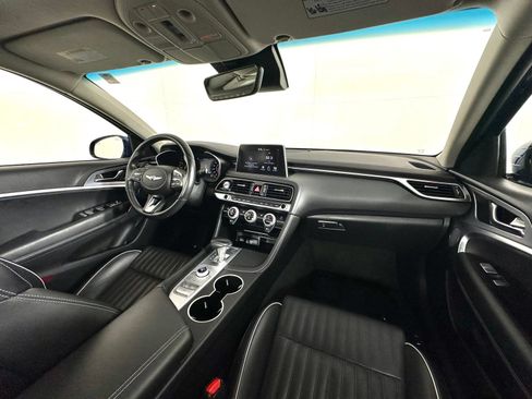 Used 2020 Genesis G70 2.0T w/ Elite Package RWD image 2