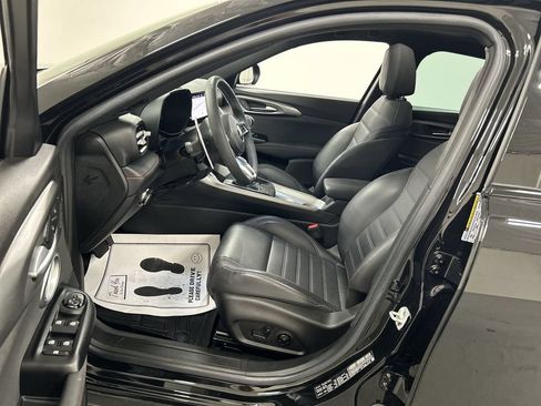 Used 2024 Dodge Hornet R/T Plus w/ R/T Blacktop Package AWD/4WD image 9