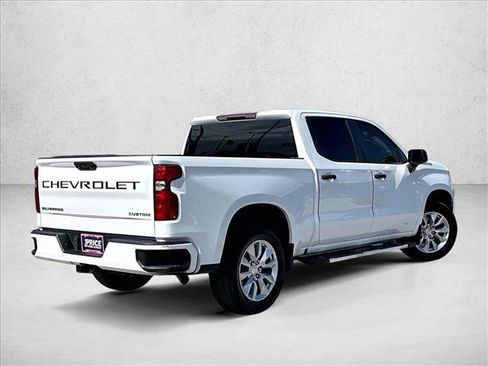 Used 2023 Chevrolet Silverado 1500 Custom RWD image 2