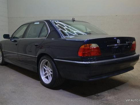 Used 2001 BMW 740iL RWD image 3