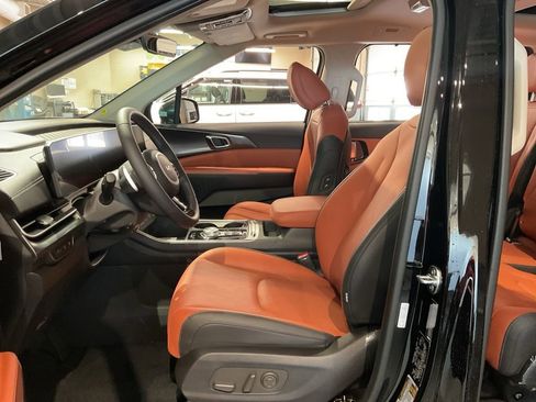 New 2026 Kia Carnival SX FWD image 8