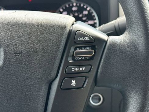 Used 2025 Nissan Frontier SV image 26