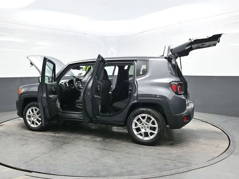 Used 2023 Jeep Renegade Latitude AWD/4WD image 48