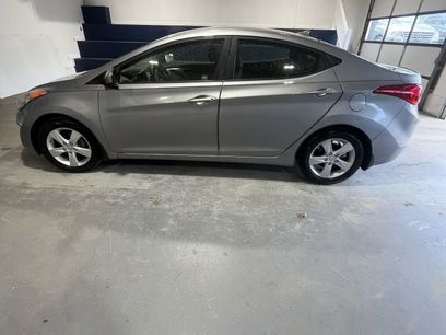 Used 2012 Hyundai Elantra GLS w/ Preferred Pkg 3