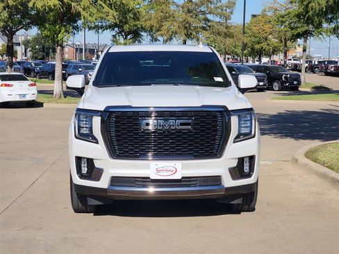Used 2023 GMC Yukon Denali Ultimate image 2
