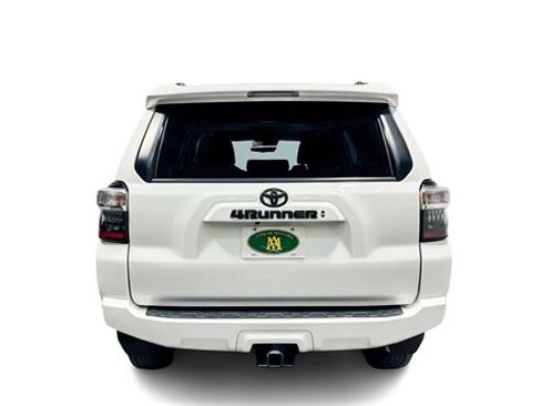 Used 2022 Toyota 4Runner SR5 image 3