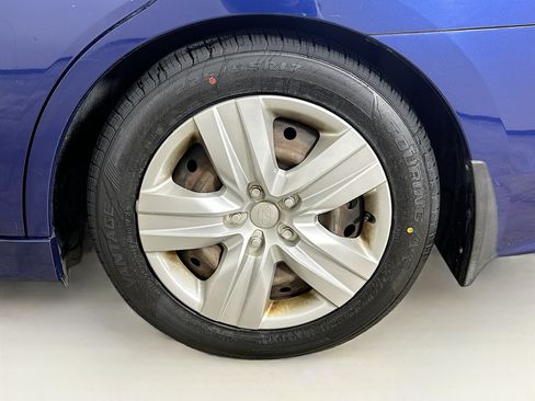 Used 2015 Subaru Legacy 2.5i AWD/4WD image 11