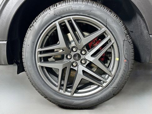 New 2026 Ford Explorer ST-Line w/ ST-Line Street Pack image 22