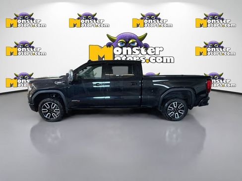Used 2025 GMC Sierra 1500 AT4 w/ Technology Package image 7