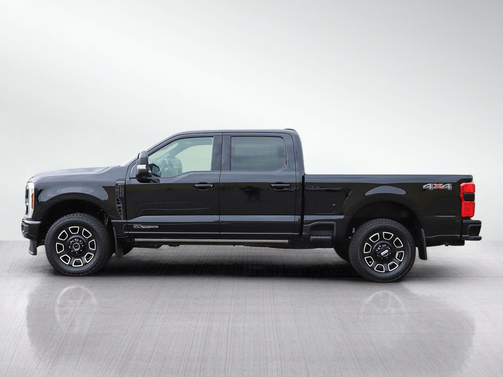 Used 2026 Ford F250 Platinum AWD/4WD image 2