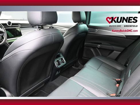 Used 2023 Maserati Grecale GT AWD/4WD image 22