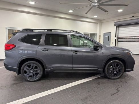 Used 2024 Subaru Ascent Onyx Edition image 6