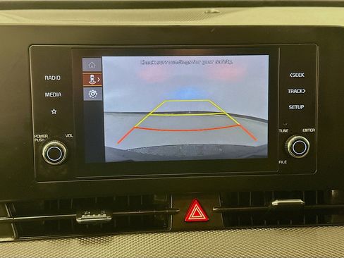 Used 2025 Kia Sportage LX image 23