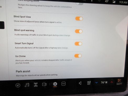 Used 2023 Rivian R1S Launch Edition image 68
