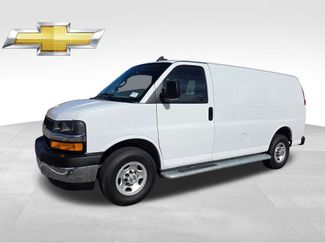 Used 2024 Chevrolet Express 2500 w/ Driver Convenience Package video 2