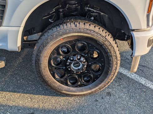 New 2026 Ford F350 Lariat w/ Black Appearance Package AWD/4WD image 6