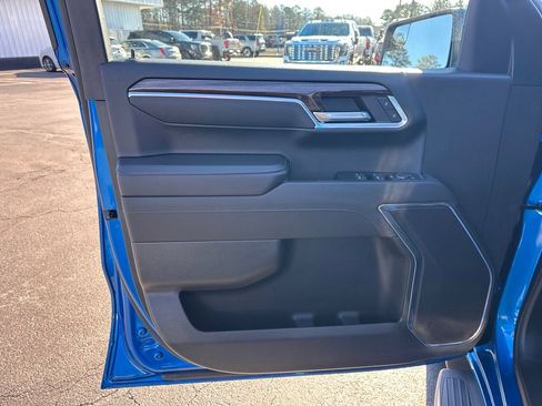 Used 2023 Chevrolet Silverado 1500 RST image 11