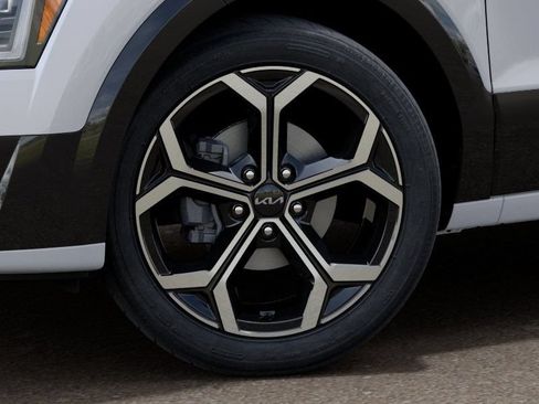 New 2026 Kia Niro SX Touring FWD image 10