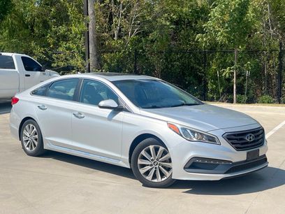 Used 2017 Hyundai Sonata Sport w/ Value Edition Package 02
