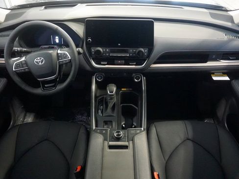 New 2026 Toyota Grand Highlander Platinum image 31