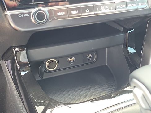 New 2026 Kia Seltos S FWD image 24