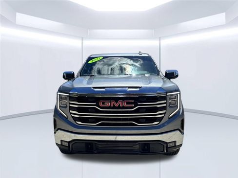 Used 2023 GMC Sierra 1500 SLT w/ SLT Premium Package RWD image 2