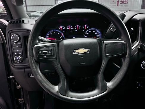 Used 2023 Chevrolet Silverado 2500 Custom w/ Custom Value Package image 16