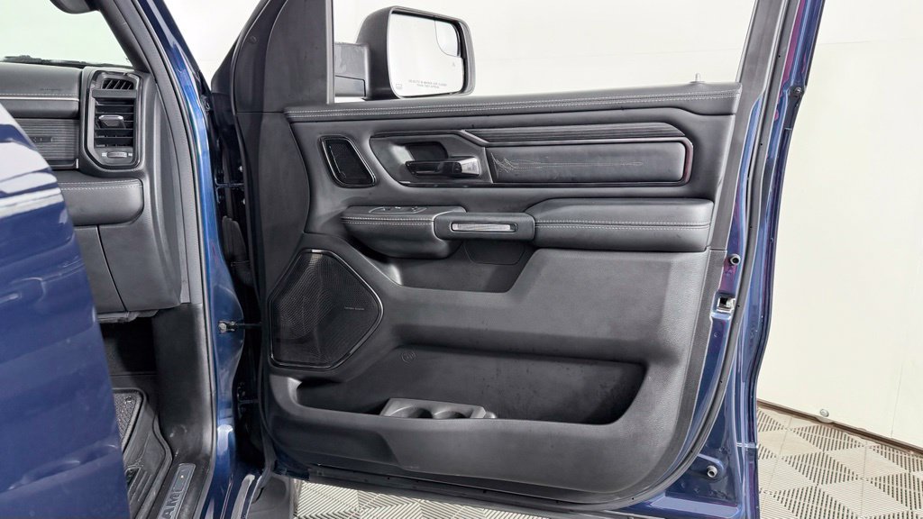 Used 2023 RAM 1500 Limited AWD/4WD image 32