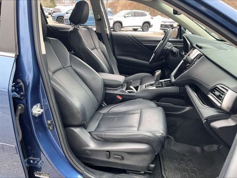 Used 2022 Subaru Outback Limited image 11