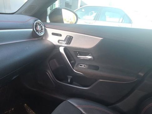 Used 2021 Mercedes-Benz CLA 250 image 15
