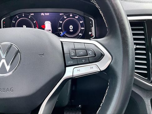 Used 2023 Volkswagen Atlas SE image 25
