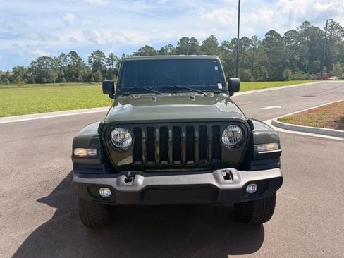 Used 2021 Jeep Wrangler Unlimited Sahara AWD/4WD image 24