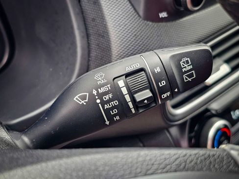 Used 2019 Hyundai Kona Ultimate image 18