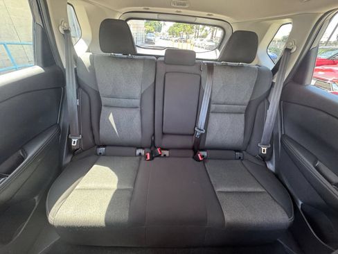 Used 2025 Nissan Rogue SV FWD image 35