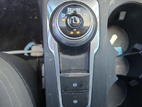 Used 2021 Ford Escape SE image 29