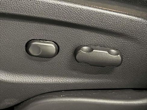 Used 2022 Buick Encore Preferred w/ Safety Package image 20