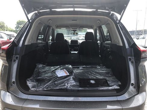 Certified 2026 Nissan Rogue S image 16