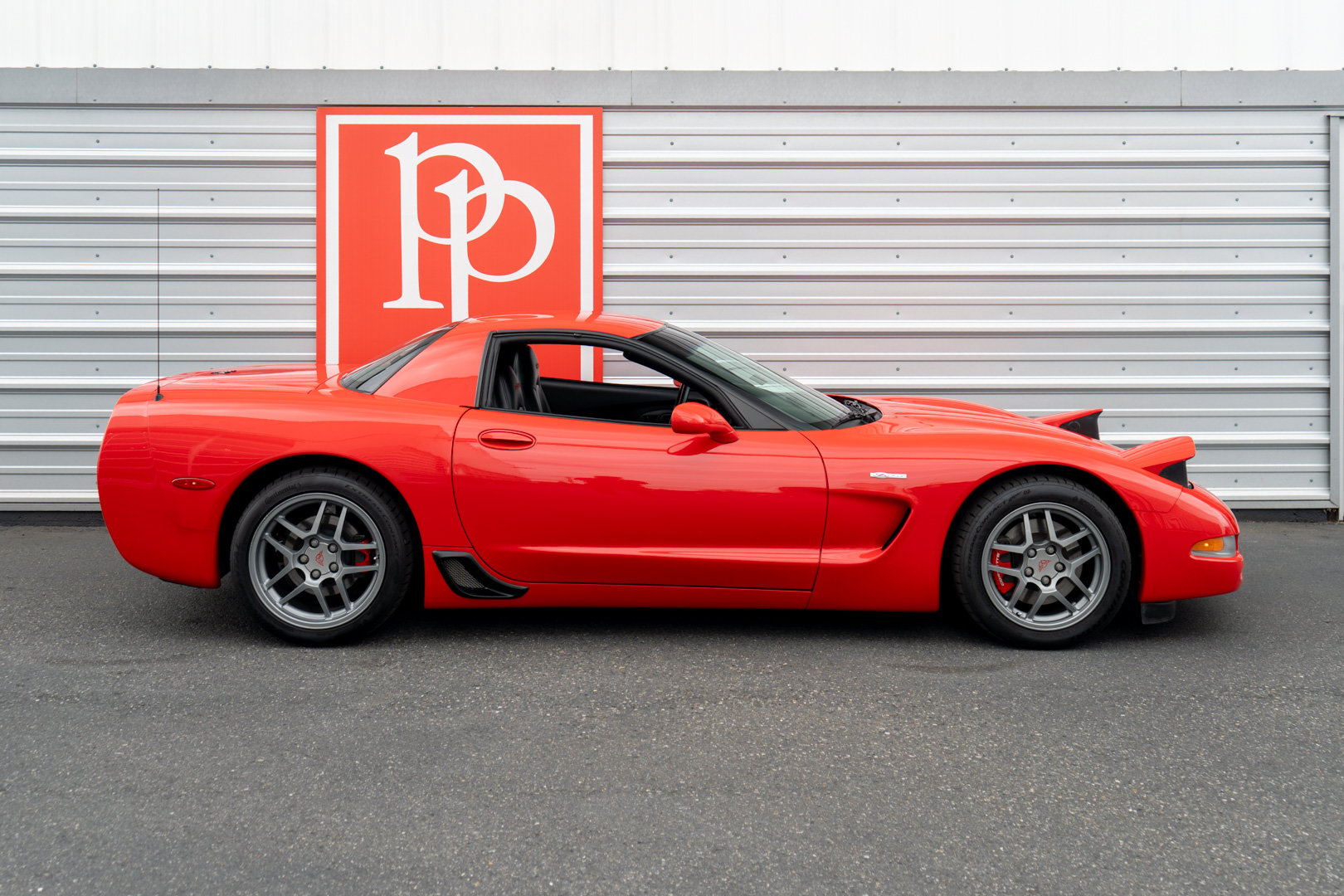 Used 2001 Chevrolet Corvette Z06 w/ Memory Pkg RWD image 32