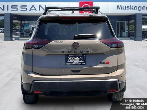 Used 2025 Nissan Rogue SV w/ Rock Creek Premium Package AWD/4WD image 6