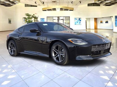 New 2026 Nissan Z Performance w/ Floor Mat Package RWD image 2