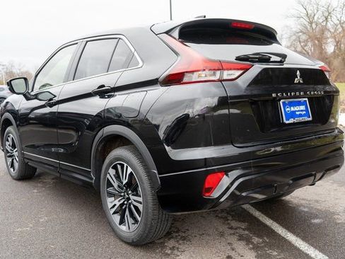 Used 2025 Mitsubishi Eclipse Cross Black Edition image 8