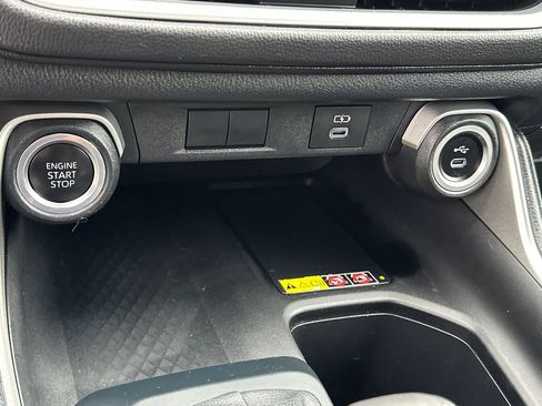 Used 2024 Toyota Grand Highlander AWD image 31