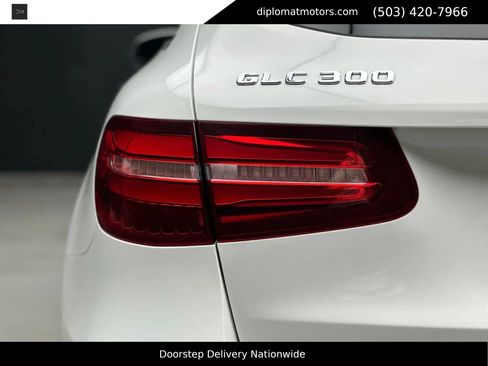 Used 2017 Mercedes-Benz GLC 300 4MATIC image 15