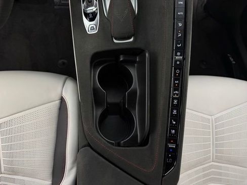 Used 2023 Chevrolet Corvette Stingray Premium Cpe w/ Z51 Performance Package RWD image 20