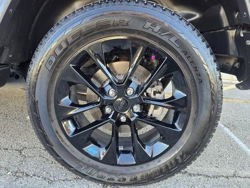 Used 2023 Jeep Wrangler Unlimited Sahara w/ Cold Weather Group image 29