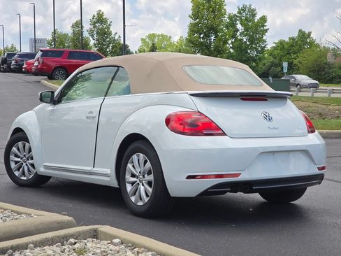 Used 2017 Volkswagen Beetle 1.8T S FWD image 25