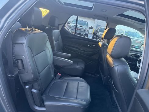 Certified 2019 Chevrolet Traverse LT w/ LT Premium Package image 43