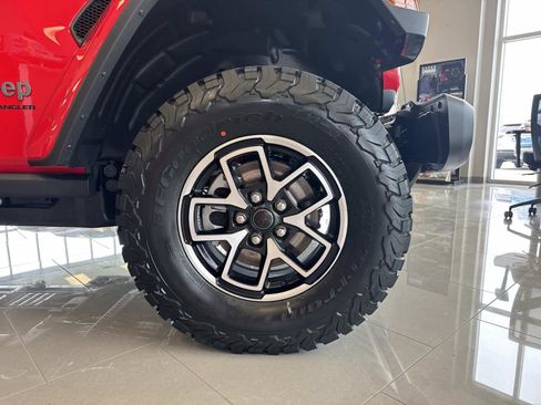 New 2026 Jeep Wrangler Unlimited Rubicon image 16